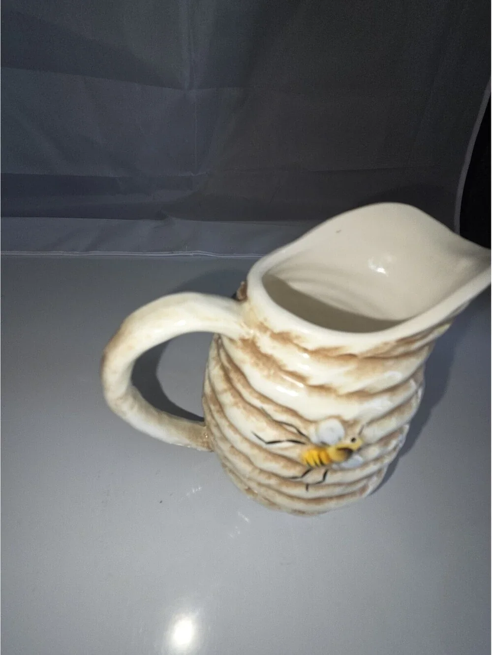 VTG Ceramic Honey Bee Creamer COTTAGECORE DECOR SG2